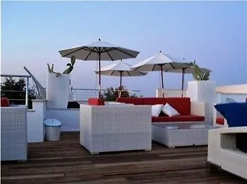 Bed & Breakfast Beauty