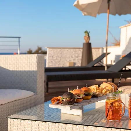 Bed & Breakfast Beauty